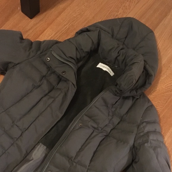 I am selling a puffy coat for the winter - Picture 4 of 6